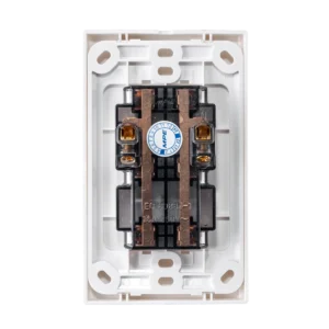 Ổ cắm ba 2 chấu đế liền 16A KT120x70mm mã A20US3N 6